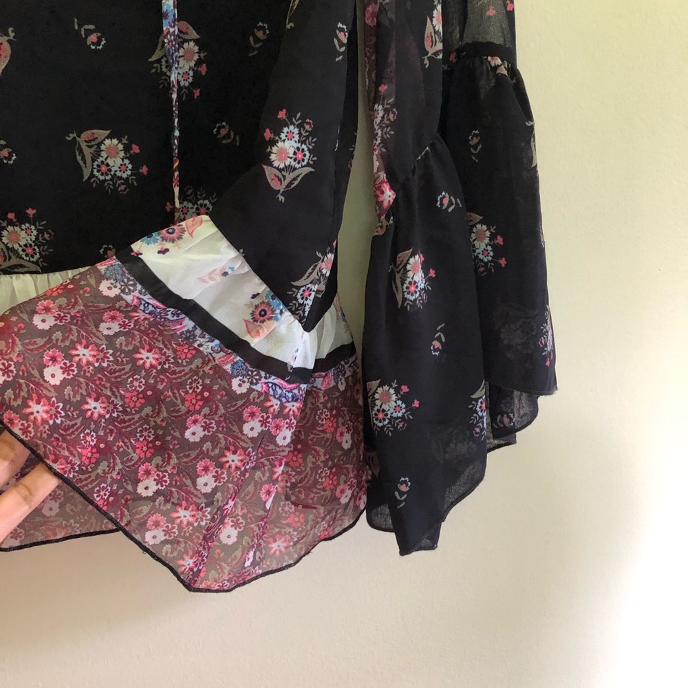 Rebecca Minkoff Floral Bell Sleeve Blouse - Picture 5 of 7
